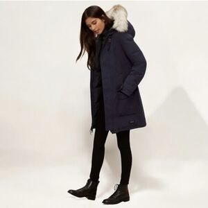Aritzia Golden by TNA Bancroft Parka Navy Blue Goose Feathers Down Sz S